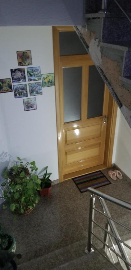 Apartmani Kadunic บูโกลโน ภายนอก รูปภาพ